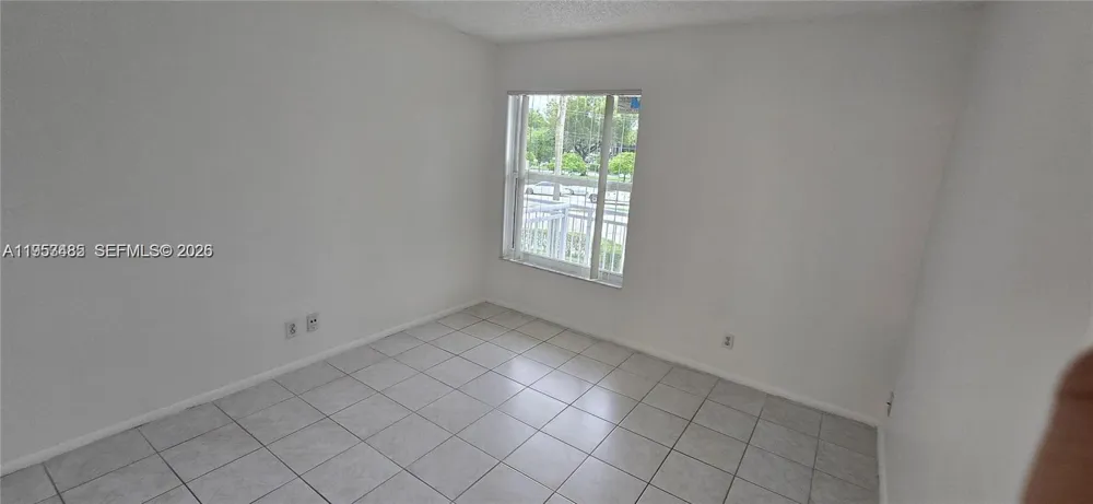 405 S Pine Island Rd #202D Plantation, FL 33324