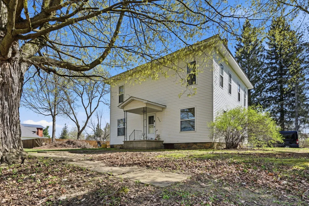 9389 Foster Street Watertown Township, MI 48435
