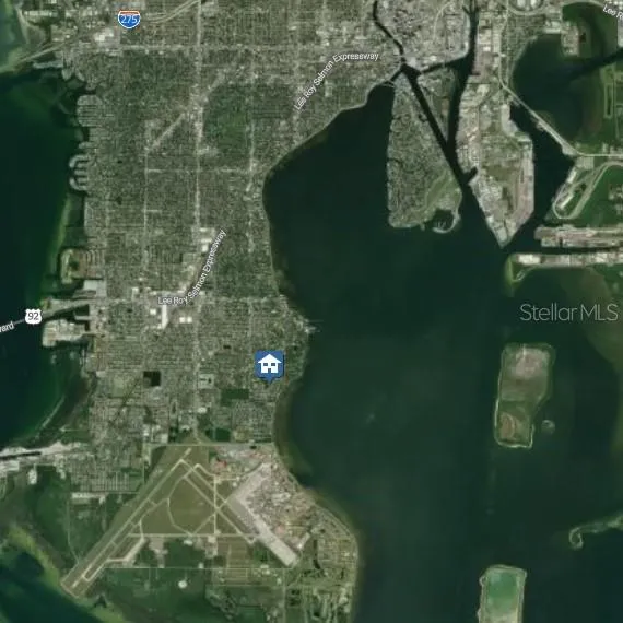 6213 SANDERS DRIVE Tampa, FL 33611