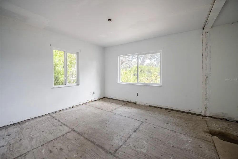 6213 SANDERS DRIVE Tampa, FL 33611