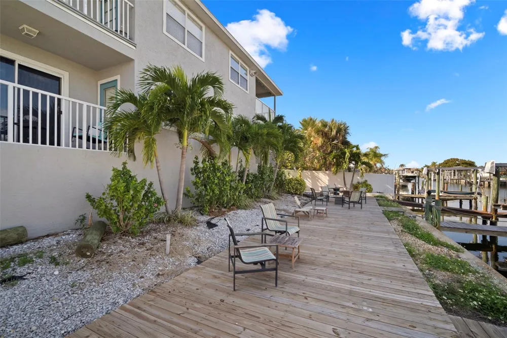 1013 APOLLO BEACH BOULEVARD #203 Apollo Beach, FL 33572