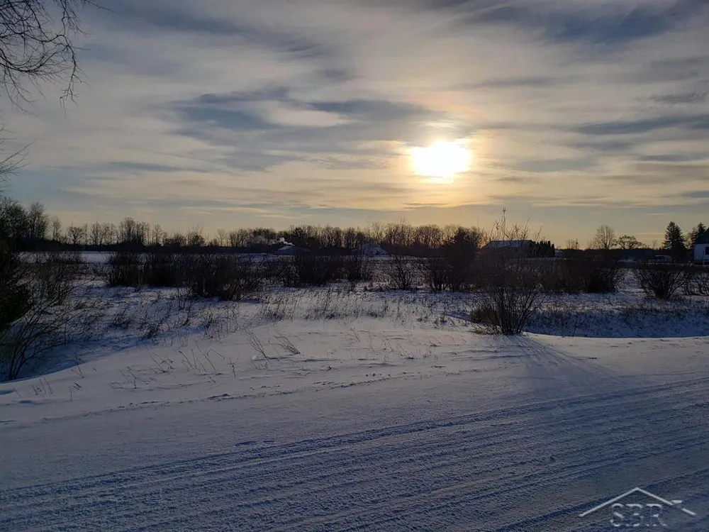 5120 Five Mile Road Hope Township, MI 48628