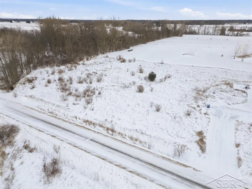5120 Five Mile Road Hope Township, MI 48628