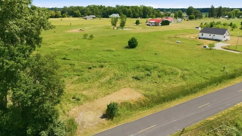 5120 Five Mile Road Hope Township, MI 48628