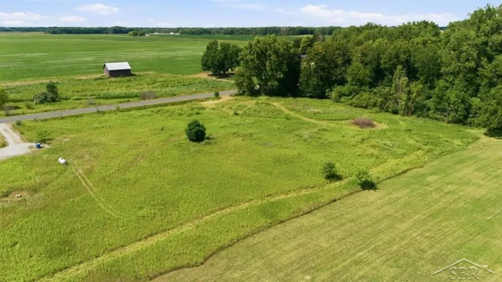 5120 Five Mile Road Hope Township, MI 48628