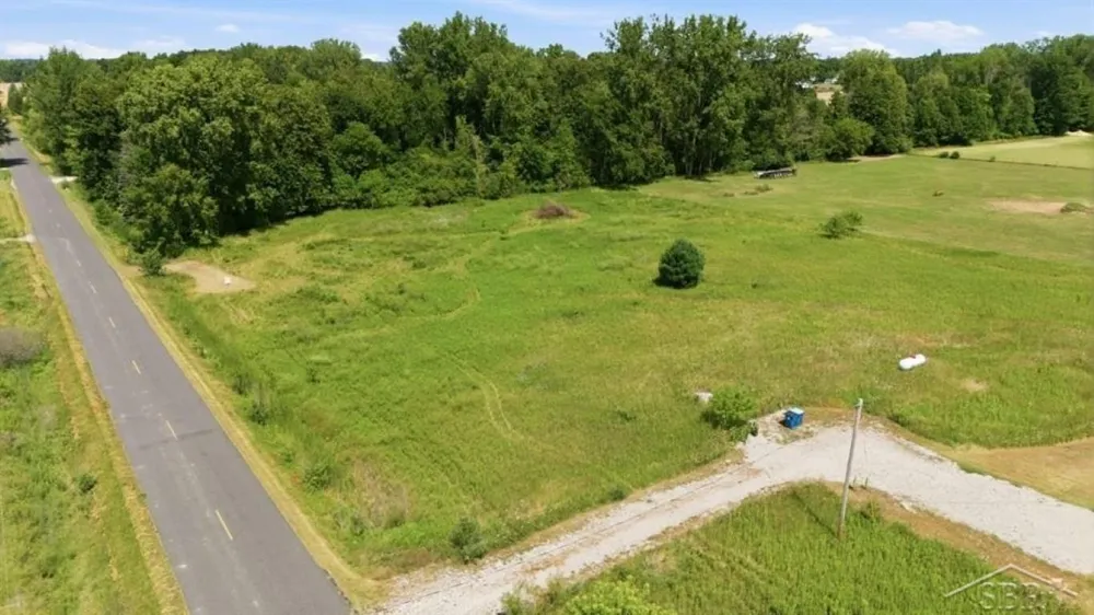 5120 Five Mile Road Hope Township, MI 48628