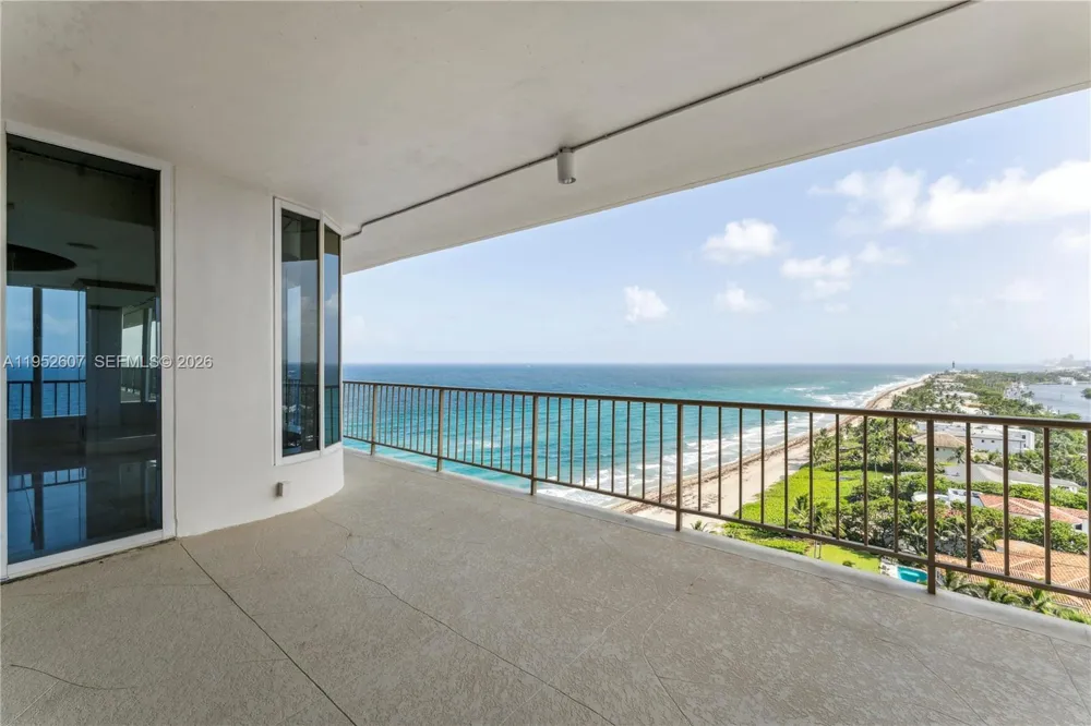 1021 Hillsboro Mile #RG Hillsboro Beach, FL 33062