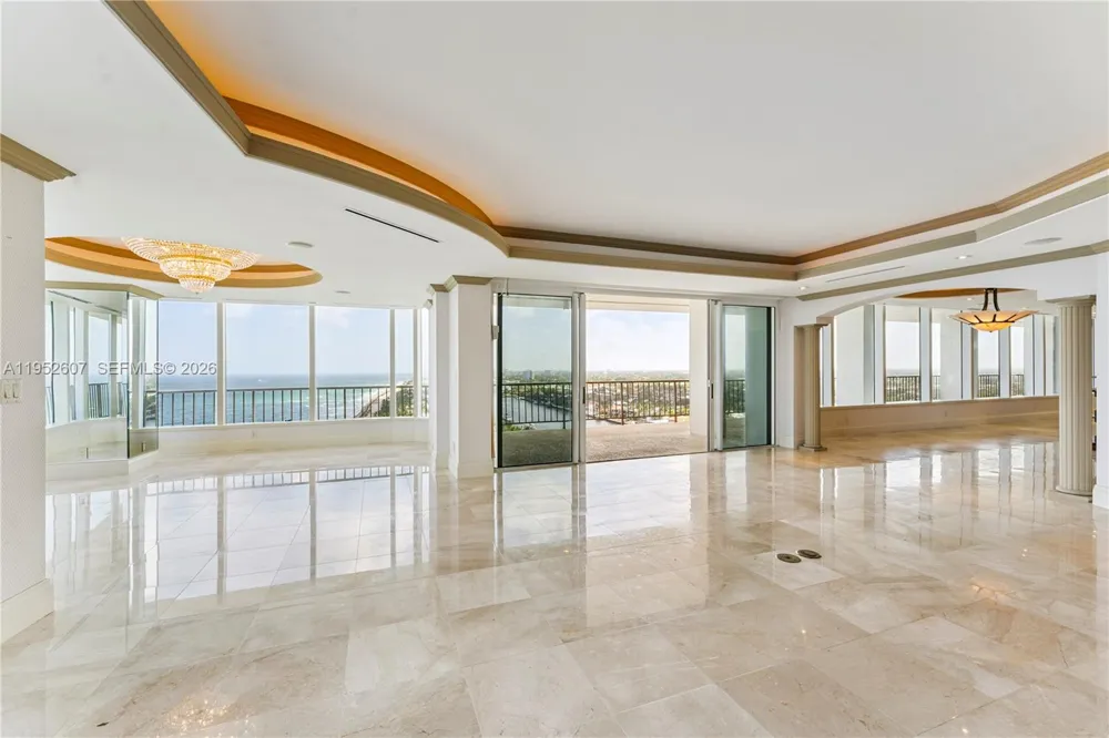 1021 Hillsboro Mile #RG Hillsboro Beach, FL 33062