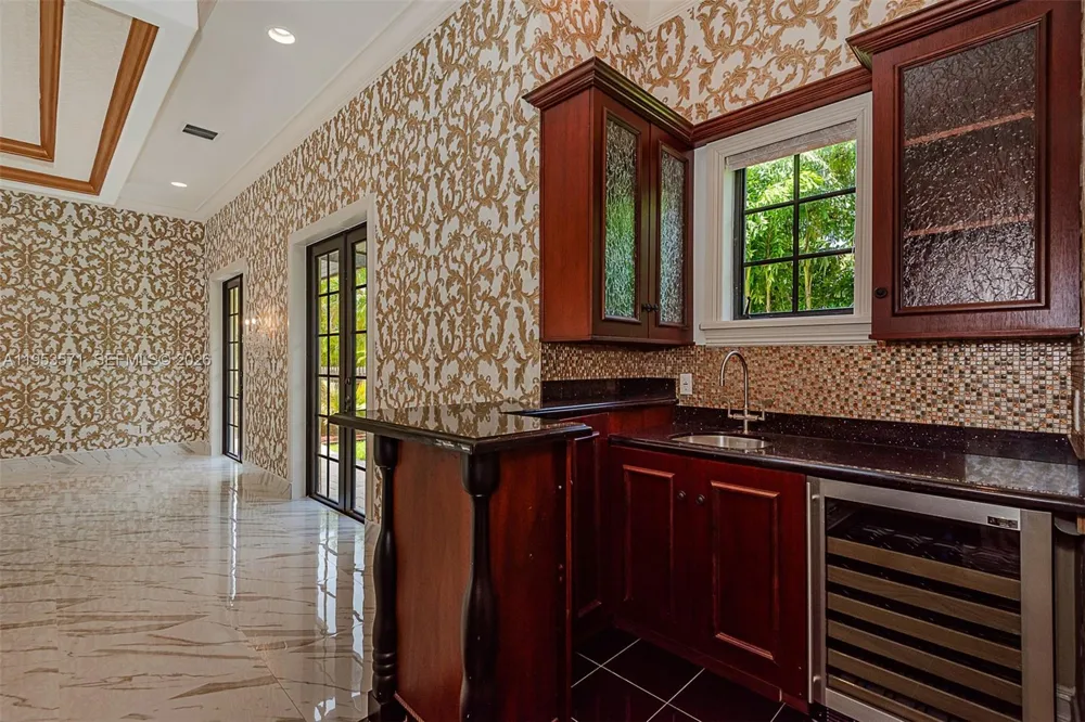 674 Ocean Blvd Golden Beach, FL 33160