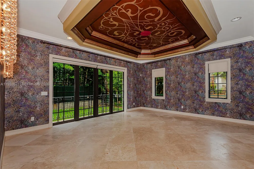 674 Ocean Blvd Golden Beach, FL 33160