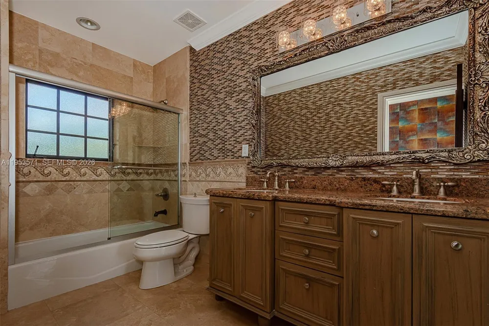 674 Ocean Blvd Golden Beach, FL 33160