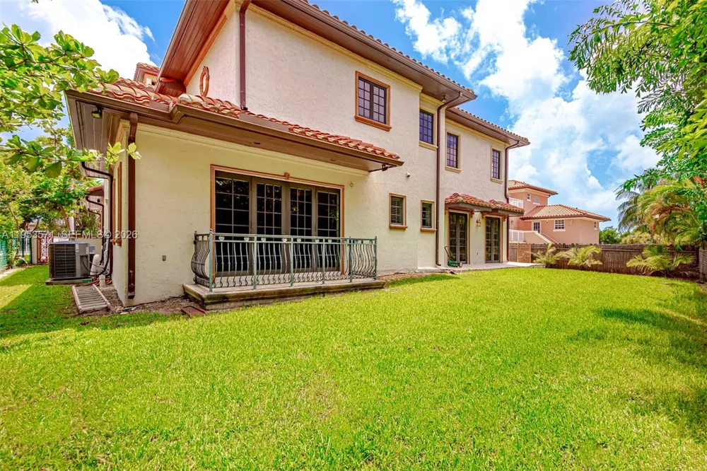 674 Ocean Blvd Golden Beach, FL 33160