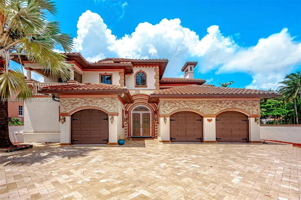 674 Ocean Blvd Golden Beach, FL 33160