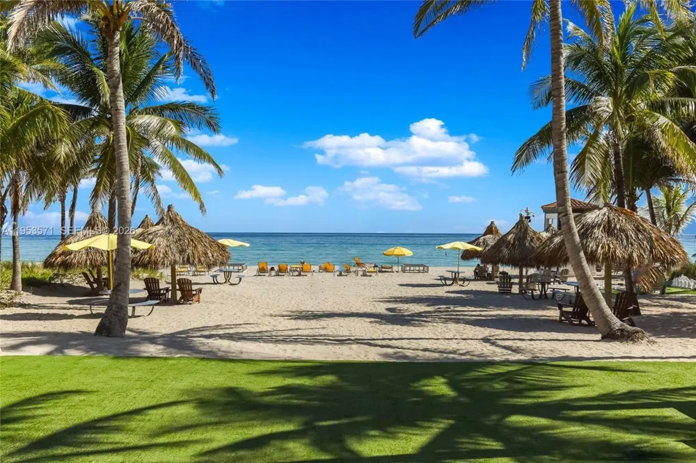 674 Ocean Blvd Golden Beach, FL 33160