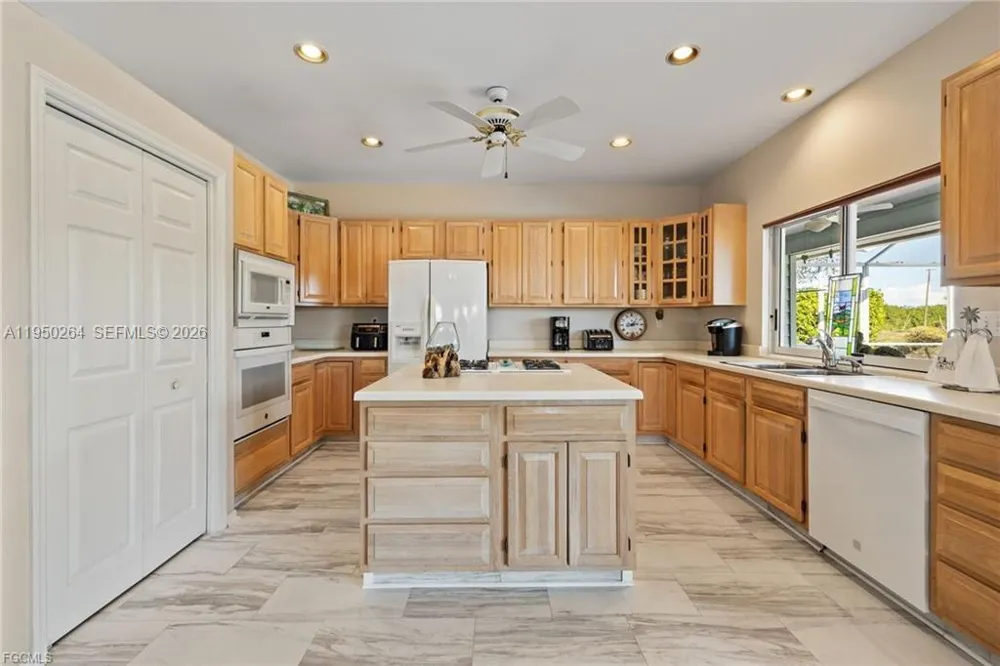 108 Ridgewood Ave Clewiston, FL 33440
