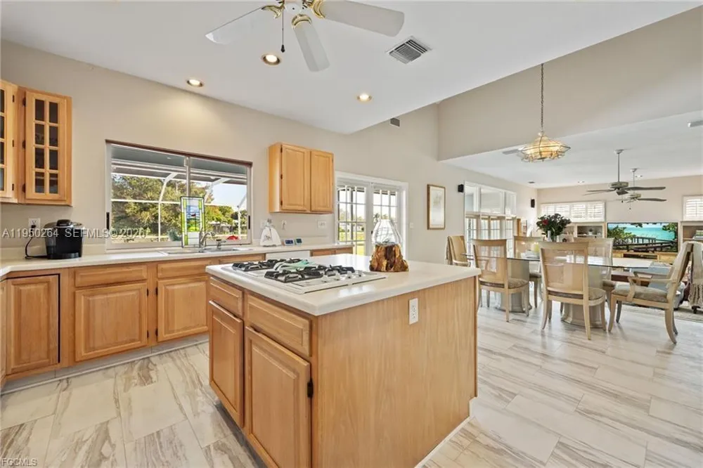 108 Ridgewood Ave Clewiston, FL 33440