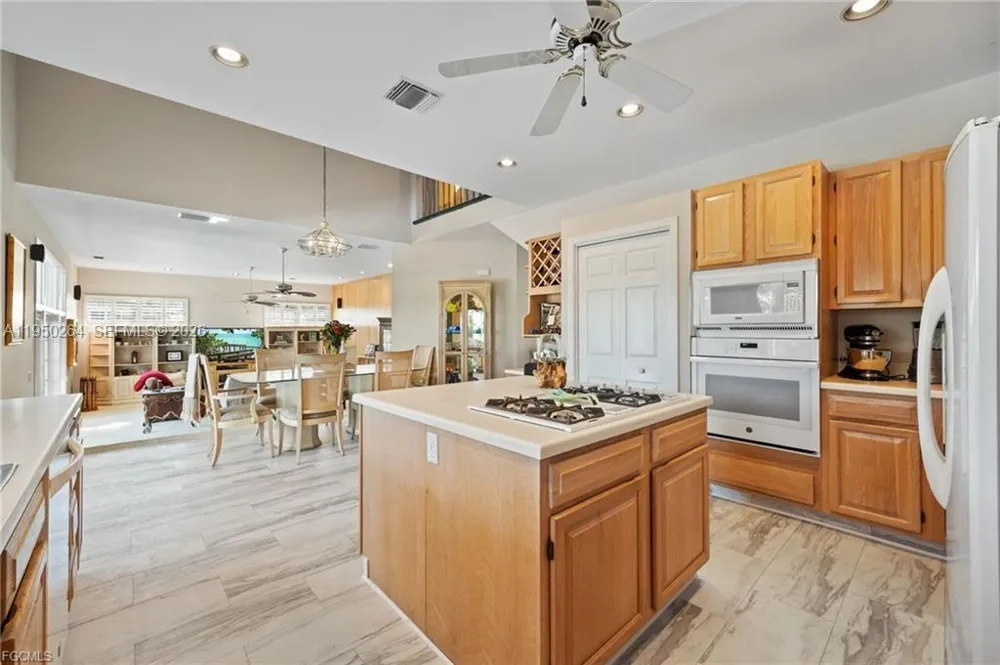 108 Ridgewood Ave Clewiston, FL 33440