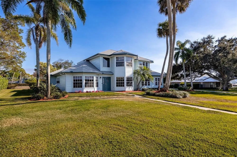 108 Ridgewood Ave Clewiston, FL 33440
