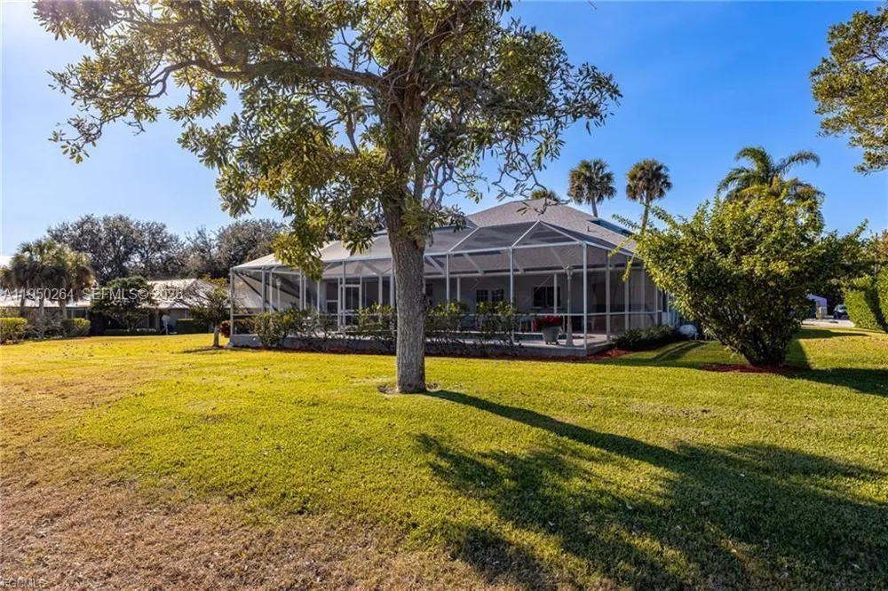 108 Ridgewood Ave Clewiston, FL 33440