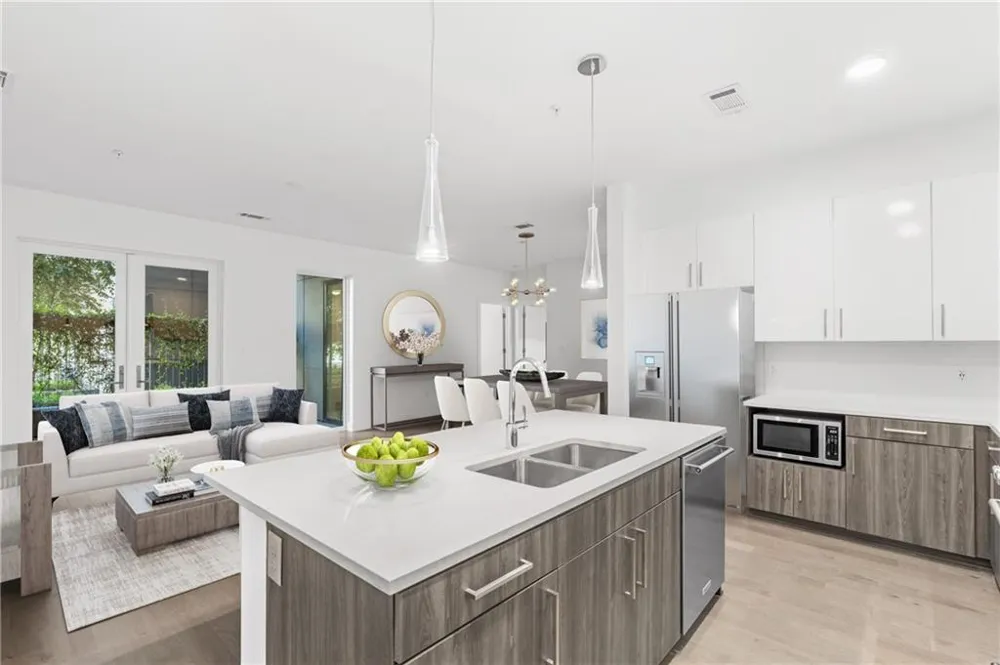 775 Juniper Street NE #309