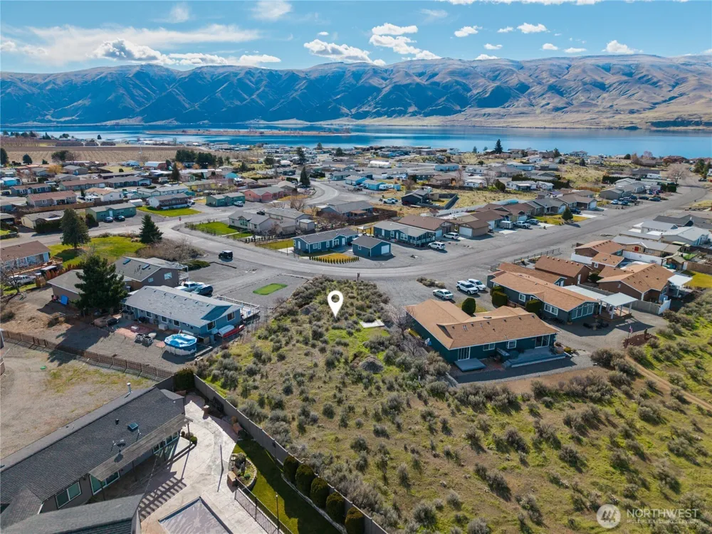 416 Autumn Loop SW Mattawa, WA 99349