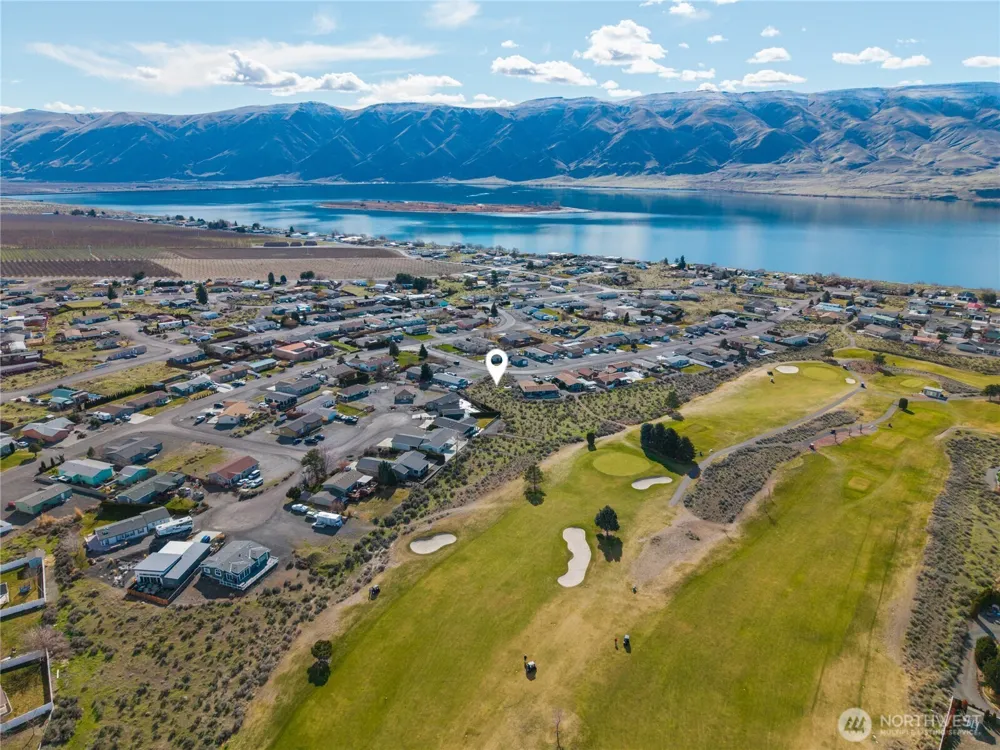 416 Autumn Loop SW Mattawa, WA 99349