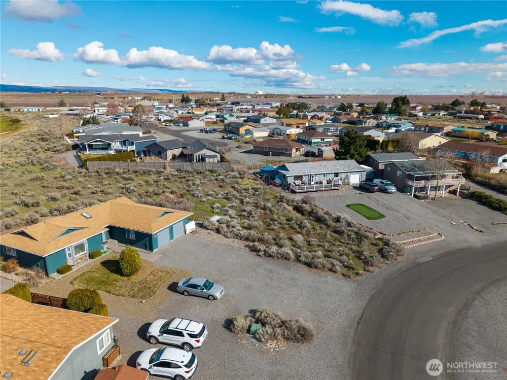 416 Autumn Loop SW Mattawa, WA 99349