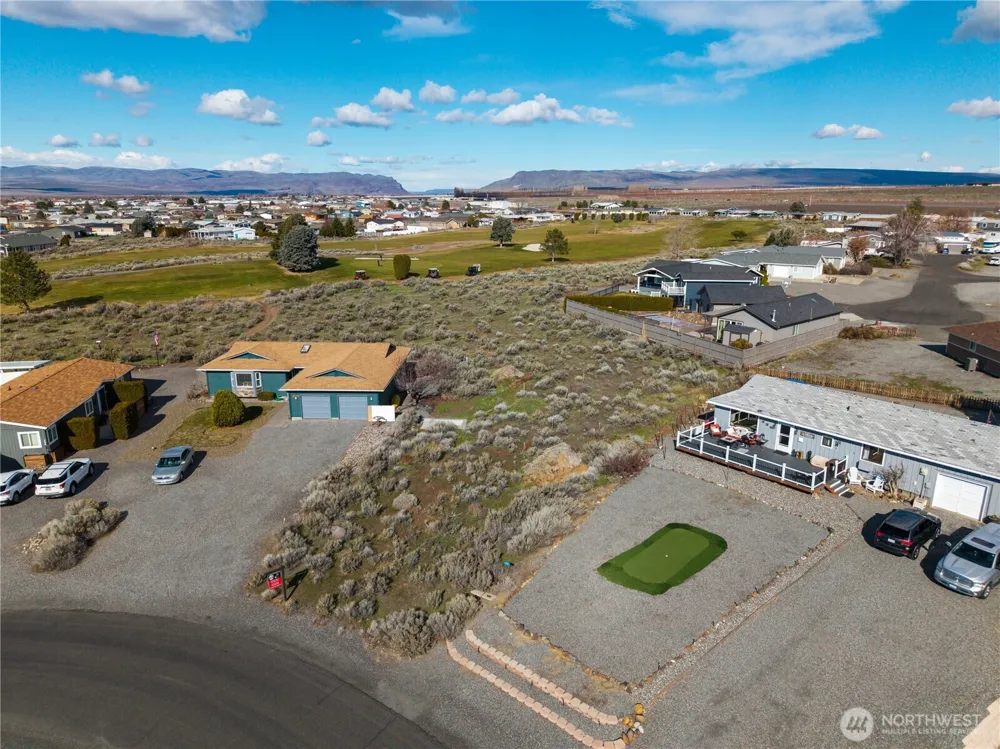 416 Autumn Loop SW Mattawa, WA 99349