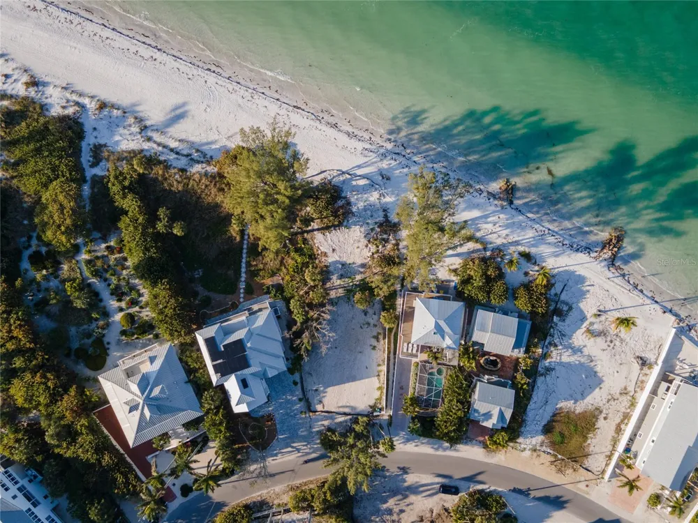831 NORTH SHORE DRIVE Anna Maria, FL 34216