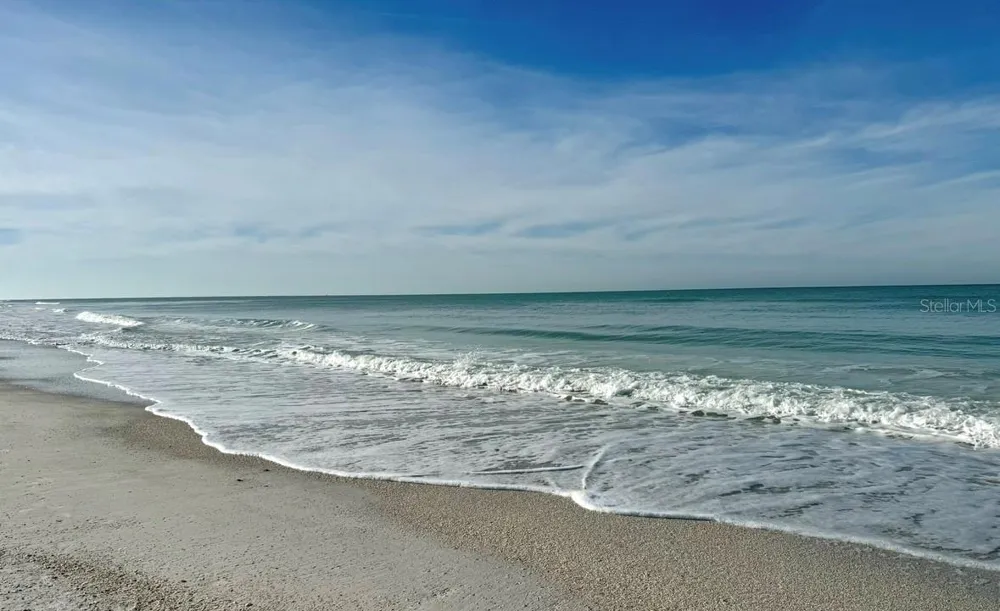831 NORTH SHORE DRIVE Anna Maria, FL 34216