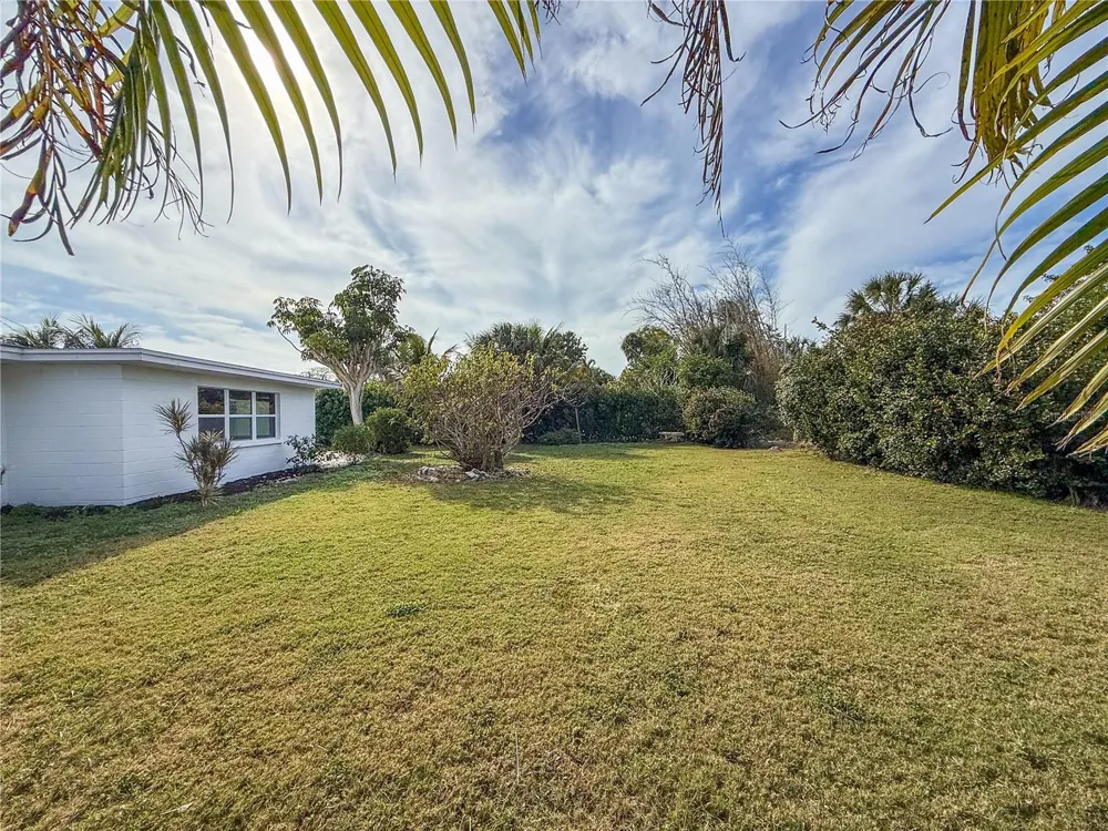 510 69TH STREET Holmes Beach, FL 34217