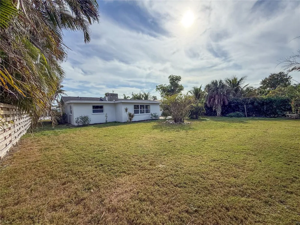 510 69TH STREET Holmes Beach, FL 34217