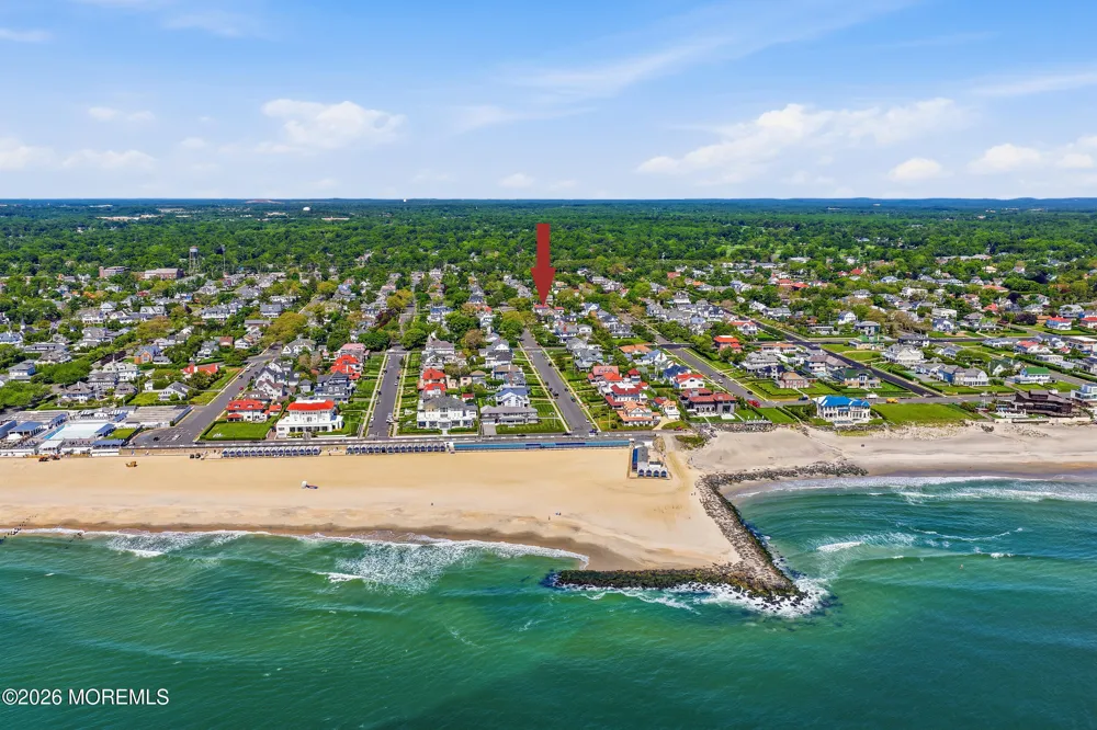 125 Cedar Avenue Allenhurst, NJ 07711
