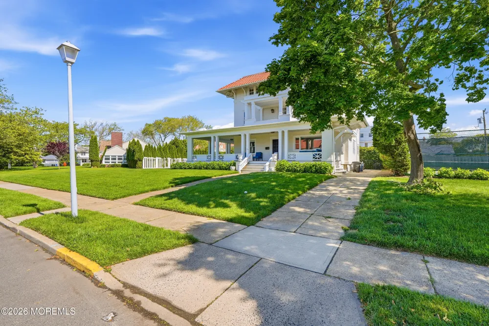125 Cedar Avenue Allenhurst, NJ 07711
