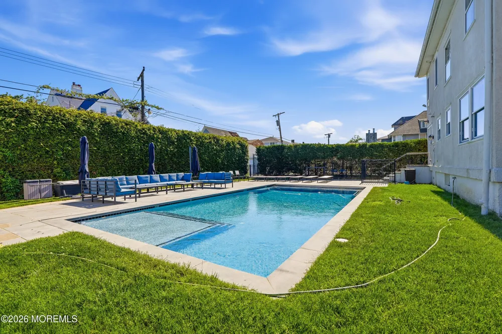 125 Cedar Avenue Allenhurst, NJ 07711