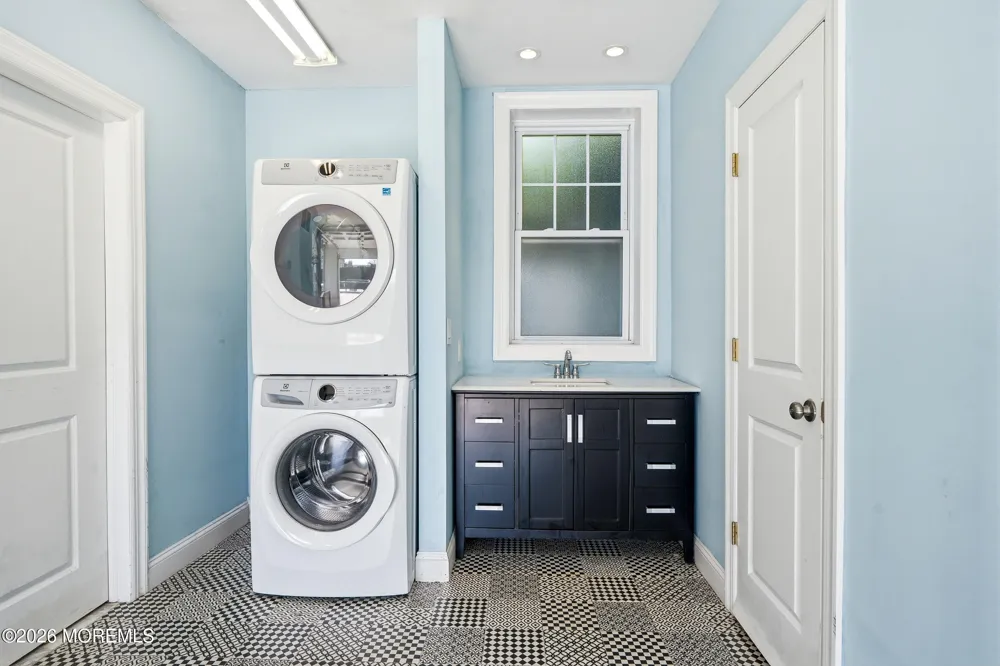 125 Cedar Avenue Allenhurst, NJ 07711