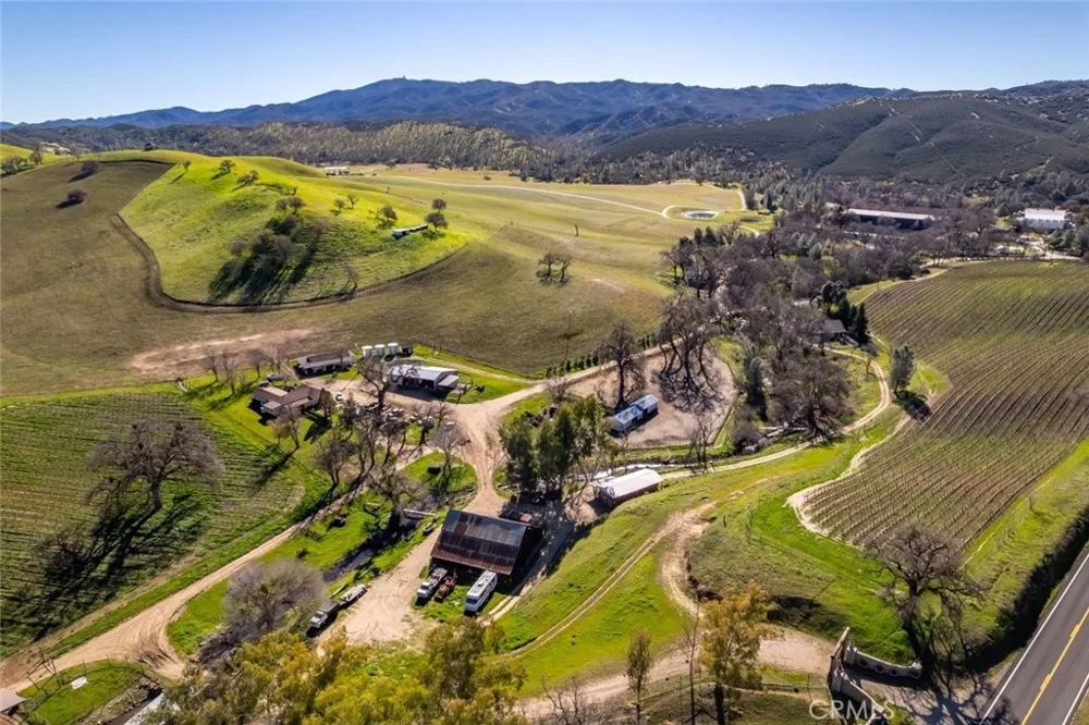 535 Calf Canyon Highway Creston, CA 93432