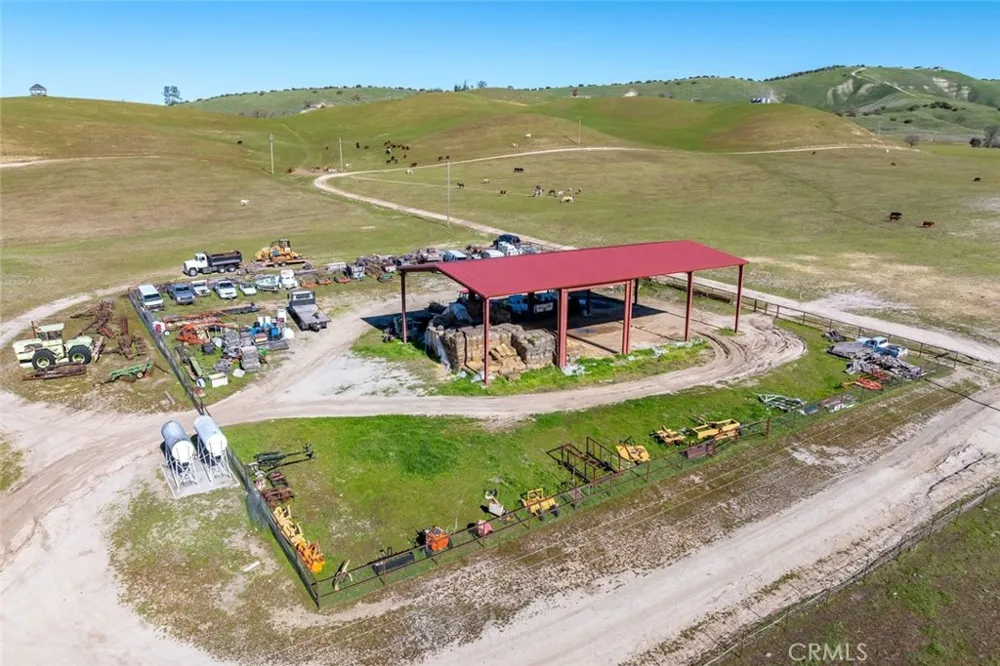 535 Calf Canyon Highway Creston, CA 93432