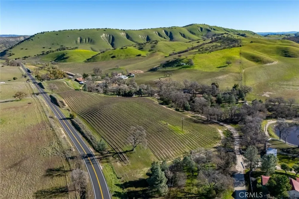 535 Calf Canyon Highway Creston, CA 93432