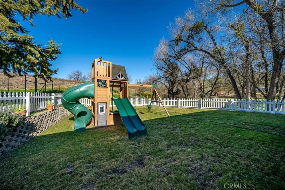 535 Calf Canyon Highway Creston, CA 93432