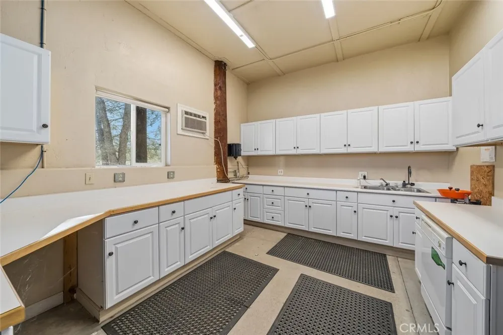 535 Calf Canyon Highway Creston, CA 93432