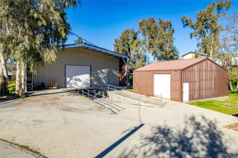 535 Calf Canyon Highway Creston, CA 93432