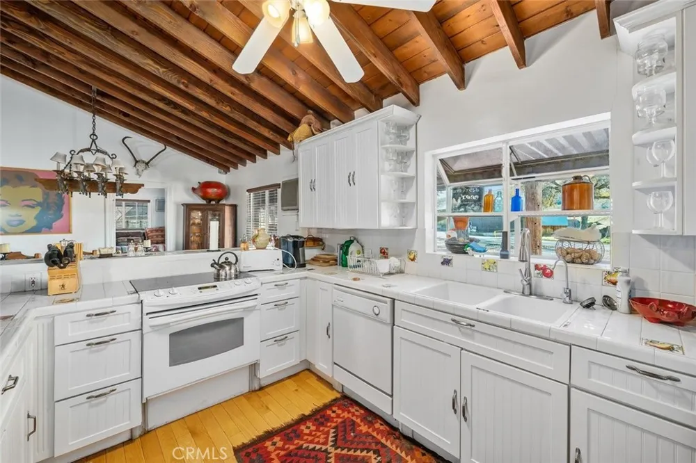 535 Calf Canyon Highway Creston, CA 93432