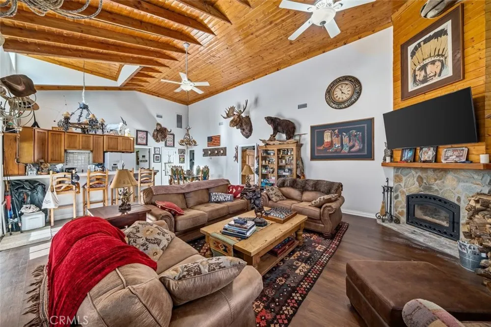 535 Calf Canyon Highway Creston, CA 93432