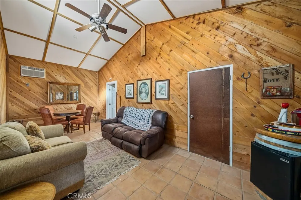 535 Calf Canyon Highway Creston, CA 93432
