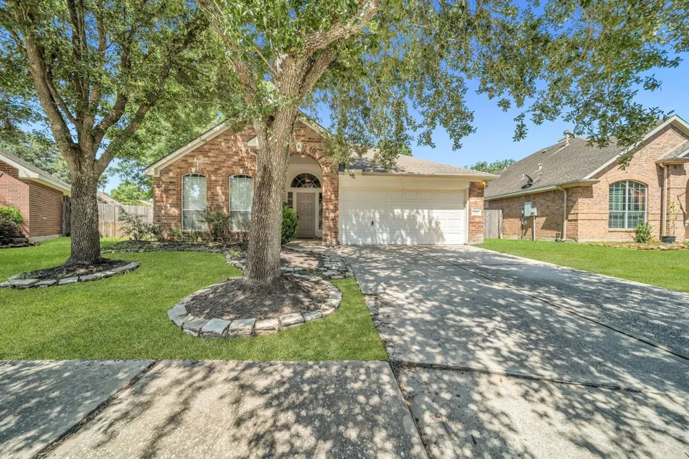 13823 Cane Valley Court