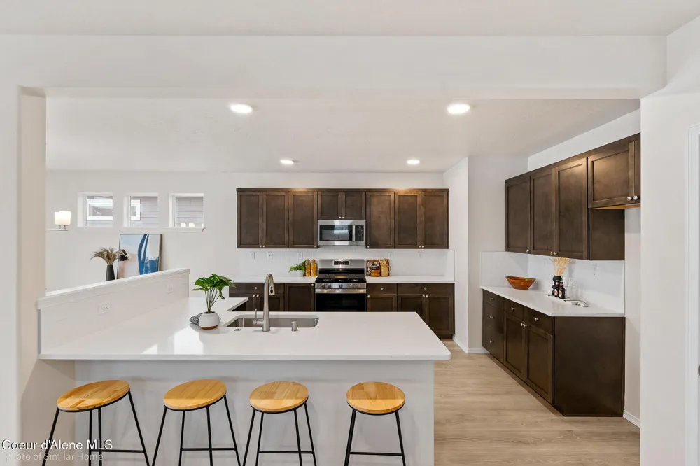 13391 LOVELAND WAY Hayden, ID 83835