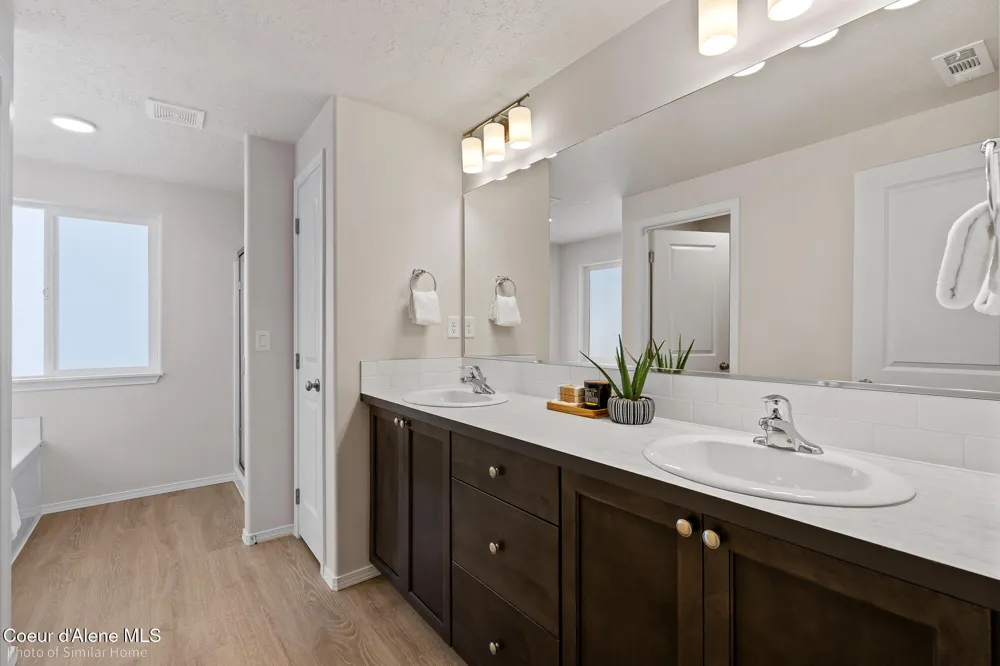 13391 LOVELAND WAY Hayden, ID 83835