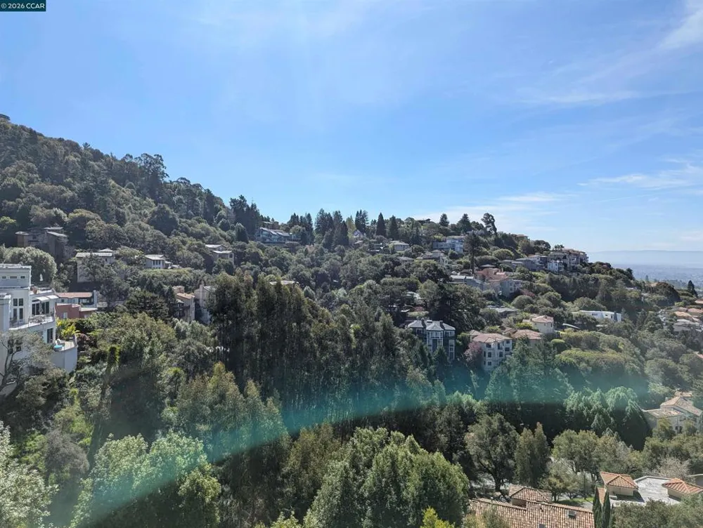 Gravatt Dr. Oakland, CA 94705