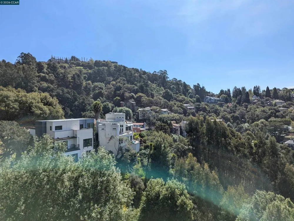 Gravatt Dr. Oakland, CA 94705